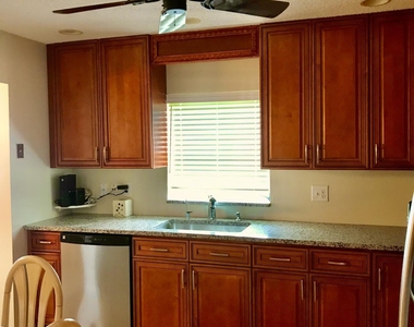 6333 Stanley Lane - Photo Thumbnail 6