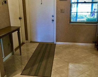 6333 Stanley Lane - Photo Thumbnail 4