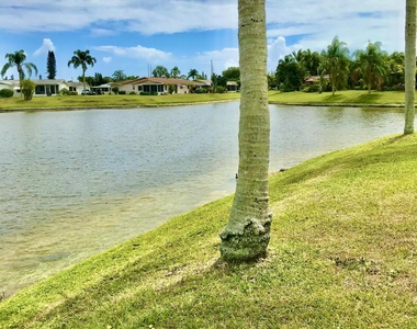 6333 Stanley Lane - Photo Thumbnail 22