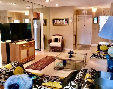 6333 Stanley Lane - Photo Thumbnail 5