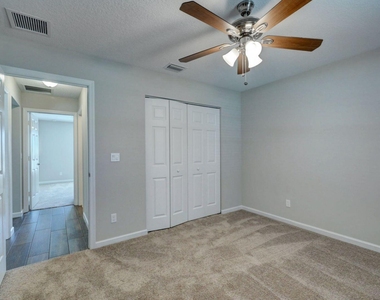 1913 Sw Swift Avenue - Photo Thumbnail 24