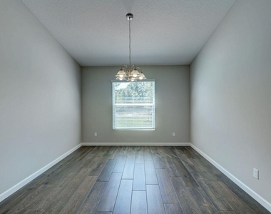 1913 Sw Swift Avenue - Photo Thumbnail 11
