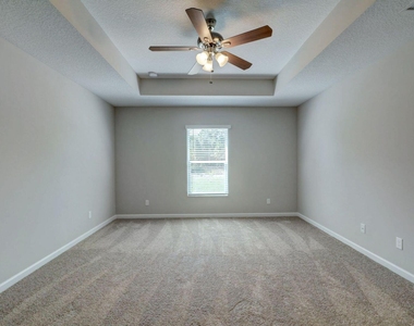 1913 Sw Swift Avenue - Photo Thumbnail 16