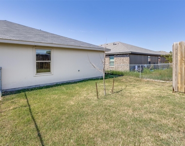 6011 Amelia Earhart Boulevard - Photo Thumbnail 13