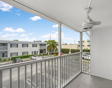 120 Cypress Club Drive - Photo Thumbnail 19