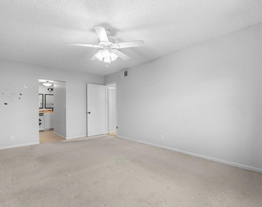 120 Cypress Club Drive - Photo Thumbnail 13