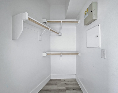 1022 Eldorado Avenue - Photo Thumbnail 11