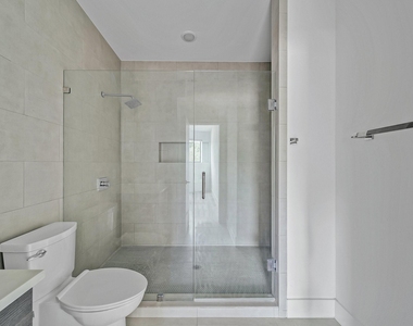 1022 Eldorado Avenue - Photo Thumbnail 10