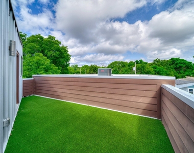 1022 Eldorado Avenue - Photo Thumbnail 15