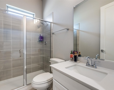 4801 Sagan Drive - Photo Thumbnail 16