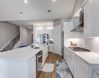 4801 Sagan Drive - Photo Thumbnail 12