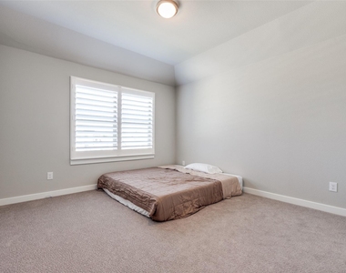 4801 Sagan Drive - Photo Thumbnail 22