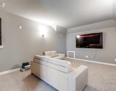 4801 Sagan Drive - Photo Thumbnail 2
