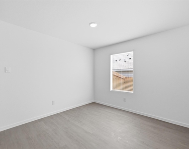 10740 Gun Barrel Street - Photo Thumbnail 16