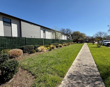 5928 Fletcher Avenue - Photo Thumbnail 2