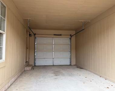 13755 Biggs Street - Photo Thumbnail 21