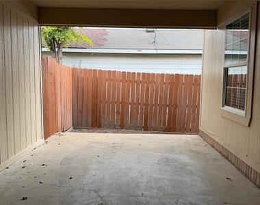 13755 Biggs Street - Photo Thumbnail 20