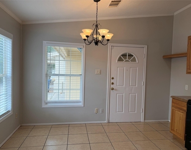 13755 Biggs Street - Photo Thumbnail 17