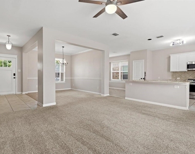 12233 Macaroon Lane - Photo Thumbnail 5