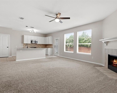 12233 Macaroon Lane - Photo Thumbnail 3