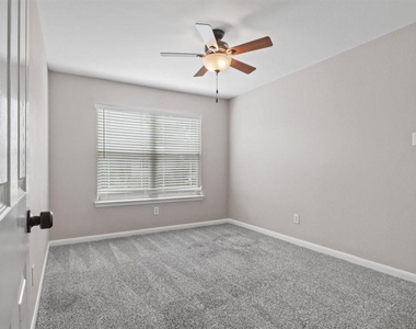 12233 Macaroon Lane - Photo Thumbnail 14