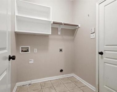 12233 Macaroon Lane - Photo Thumbnail 11