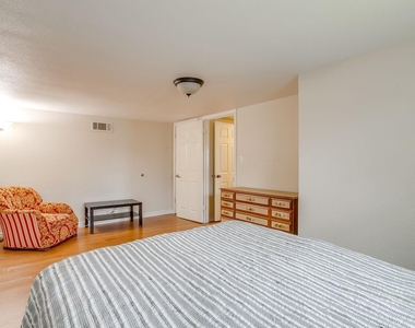 5305 Morley Avenue - Photo Thumbnail 26
