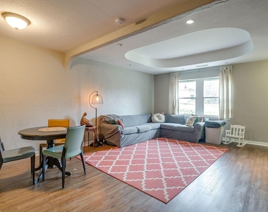 5305 Morley Avenue - Photo Thumbnail 6