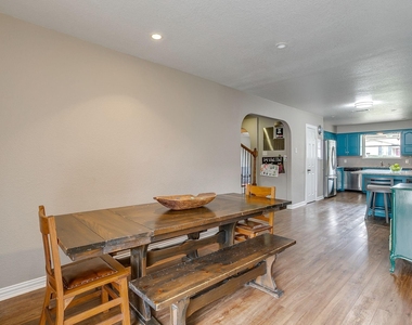 5305 Morley Avenue - Photo Thumbnail 17