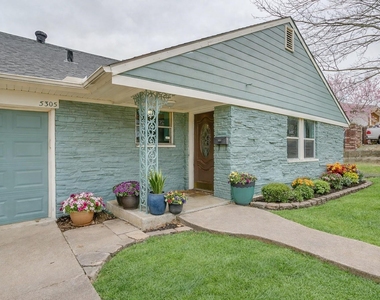 5305 Morley Avenue - Photo Thumbnail 2