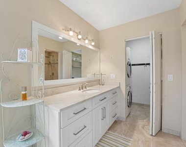 1080 Mahogany Way - Photo Thumbnail 19