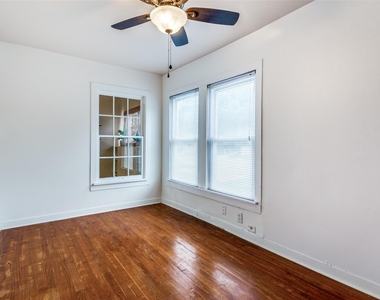 4039 Locke Avenue - Photo Thumbnail 8