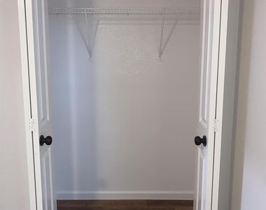 120 Plumthicket Lane - Photo Thumbnail 18