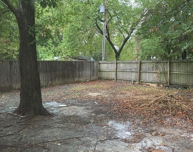 120 Plumthicket Lane - Photo Thumbnail 19