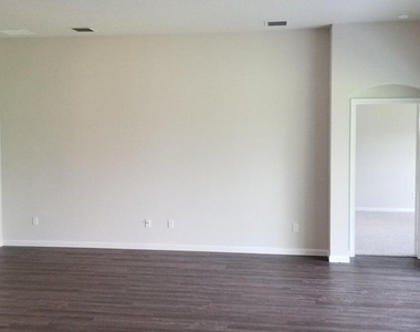 5834 Nw Coosa Drive - Photo Thumbnail 4
