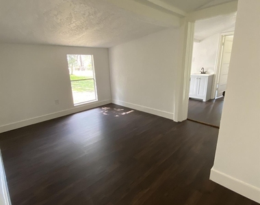 801 Walnut Street - Photo Thumbnail 14