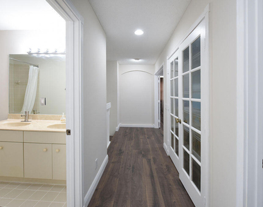 7259 Norwich Lane - Photo Thumbnail 23