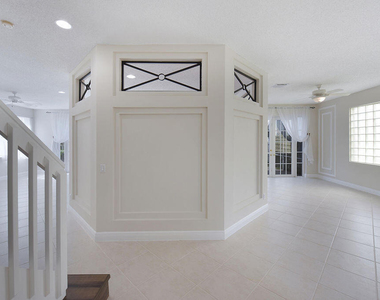 7259 Norwich Lane - Photo Thumbnail 36