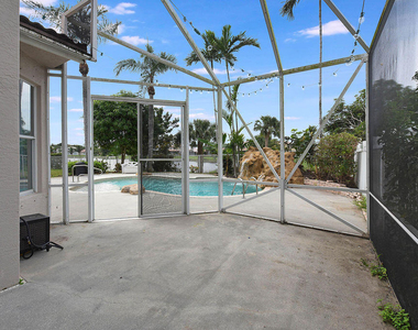 7259 Norwich Lane - Photo Thumbnail 24