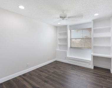 7259 Norwich Lane - Photo Thumbnail 17