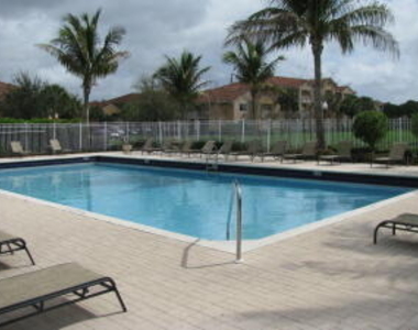 161 Sw Palm Drive - Photo Thumbnail 32