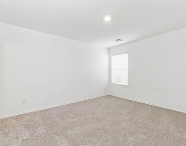 10912 Sw 22nd Street - Photo Thumbnail 6