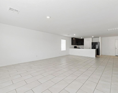 10912 Sw 22nd Street - Photo Thumbnail 1