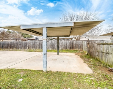 2521 Indigo Lane - Photo Thumbnail 23