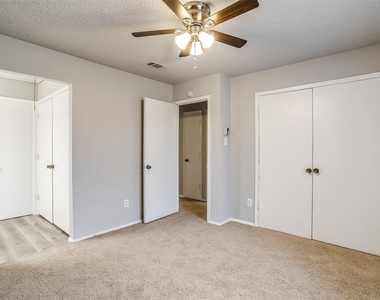 2521 Indigo Lane - Photo Thumbnail 15