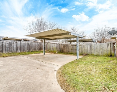 2521 Indigo Lane - Photo Thumbnail 22
