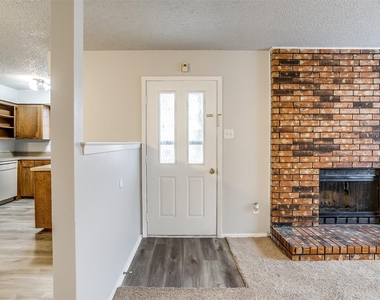 2521 Indigo Lane - Photo Thumbnail 2