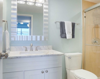 4250 Galt Ocean Drive - Photo Thumbnail 7
