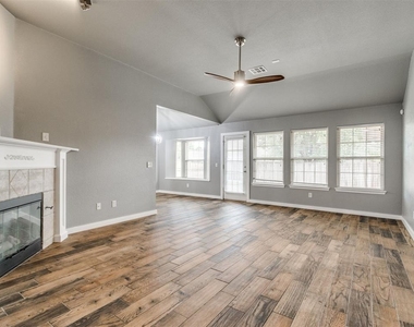 21925 Homesteaders Road - Photo Thumbnail 9