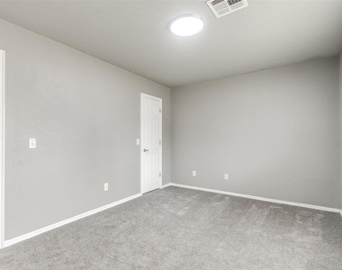 21925 Homesteaders Road - Photo Thumbnail 25
